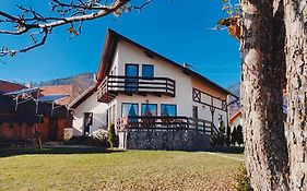 Pension Nea Marin